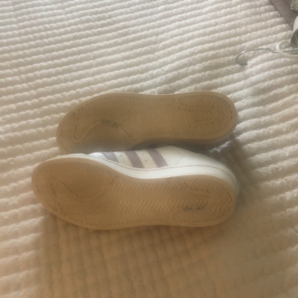 Adidas shoes - Picture 4 of 4